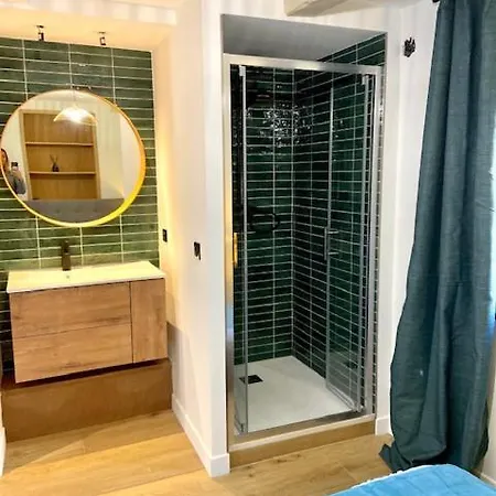 Apartment Rue Du Bateau Antibes